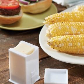 Butter Spreader with Built-in Cover