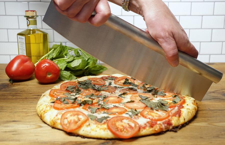 13.75 inch Pizza Cutter Rocker
