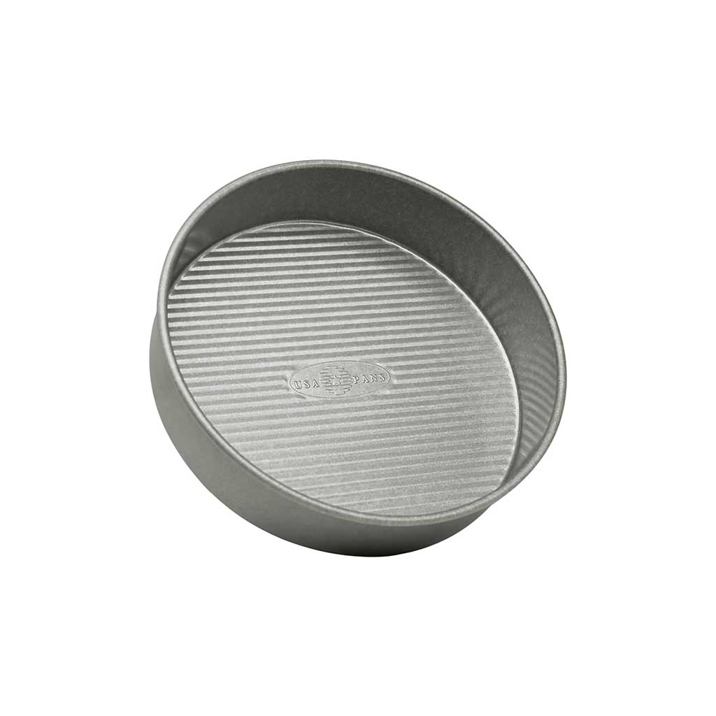 Round 9 inch Cake Pan by USA Pan